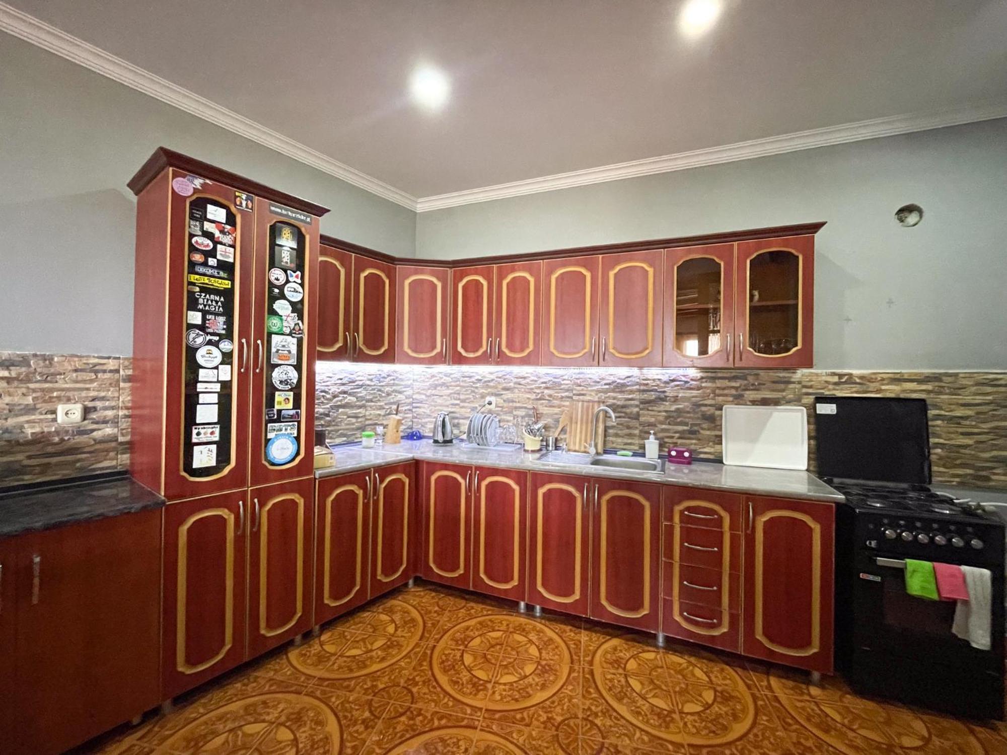 Hostel Kutaisi By Kote Exterior photo